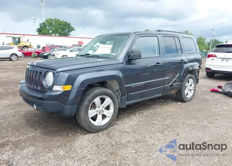 2014 Jeep Patriot Sport из США, поврежденный, VIN 1C4NJRBBXED713834